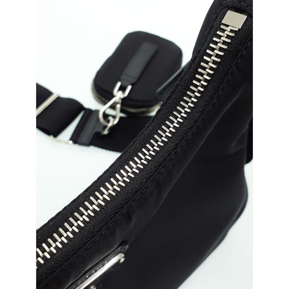 Prada ReEdition 2005 Saffiano Leather Chain Shoulder Bag Black - Picture 8 of 9